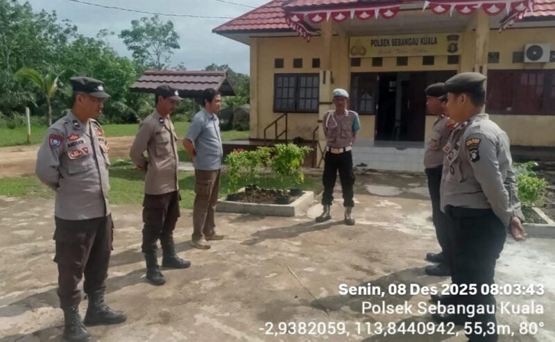 Polsek Sebangau Kuala Laksanakan Apel Serah Terima piket jaga di Halaman Mako Polsek Sebangau Kuala.