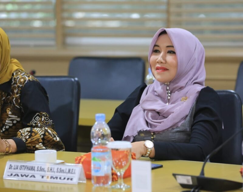 Anggota DPD RI asal Jawa Timur, Lia Istifhama (TargetNews.ID Istimewah)