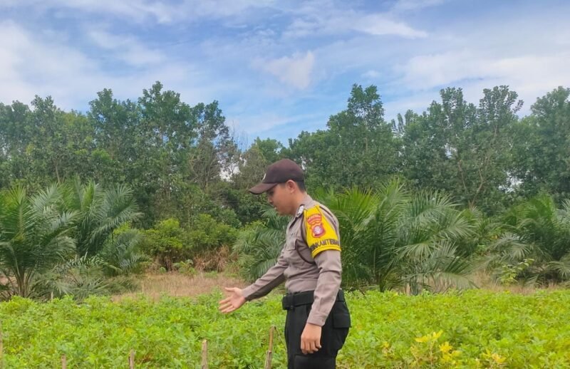 Sampaikan Imbauan Kamtibmas Kepada Masyarakat oleh Personel Polsek Maliku