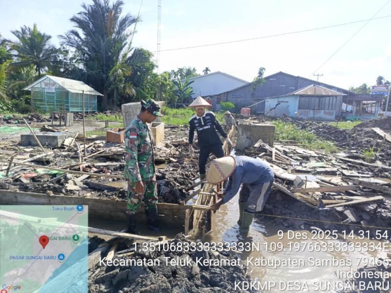 Anggota Koramil Jajaran Kodim 1208/Sambas Dampingi Pembangunan Koperasi Merah Putih di Wilayah Kabupaten Sambas