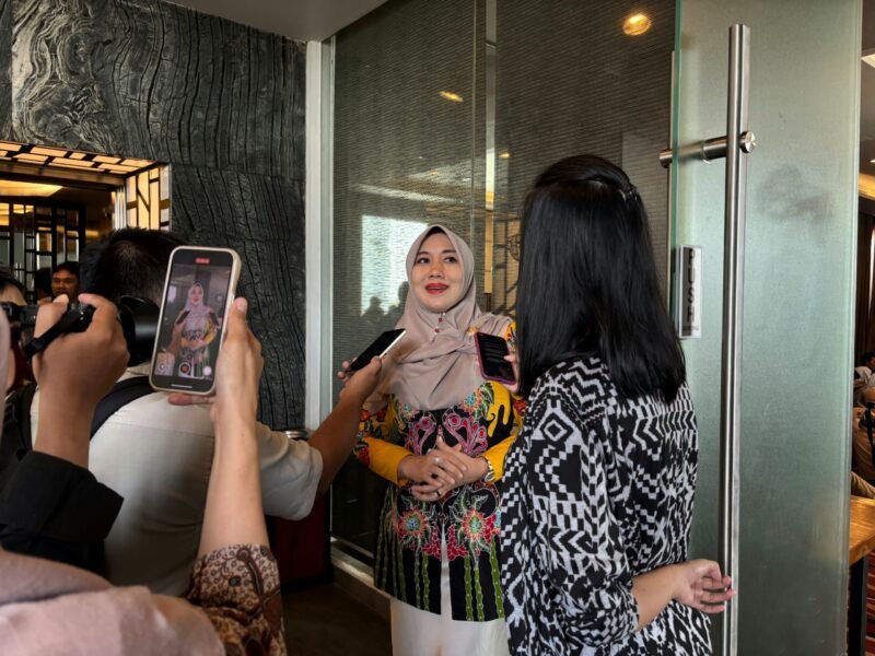 TargetNews.ID/Foto/DPD RI dari Jawa Timur, Dr Lia Istifhama, anggota DPD RI asal Jawa Timur, Dr. Lia Istifhama,