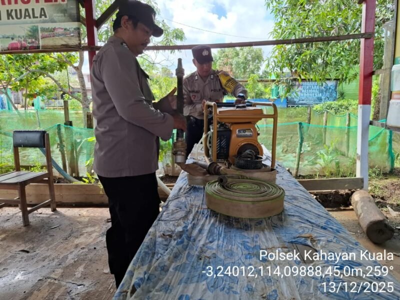 Melaksanakan kegiatan Apel SOC siaga bencana & Penyampaian arahan dari Pimpinan kepada Anggota terkait tugas di lapangan