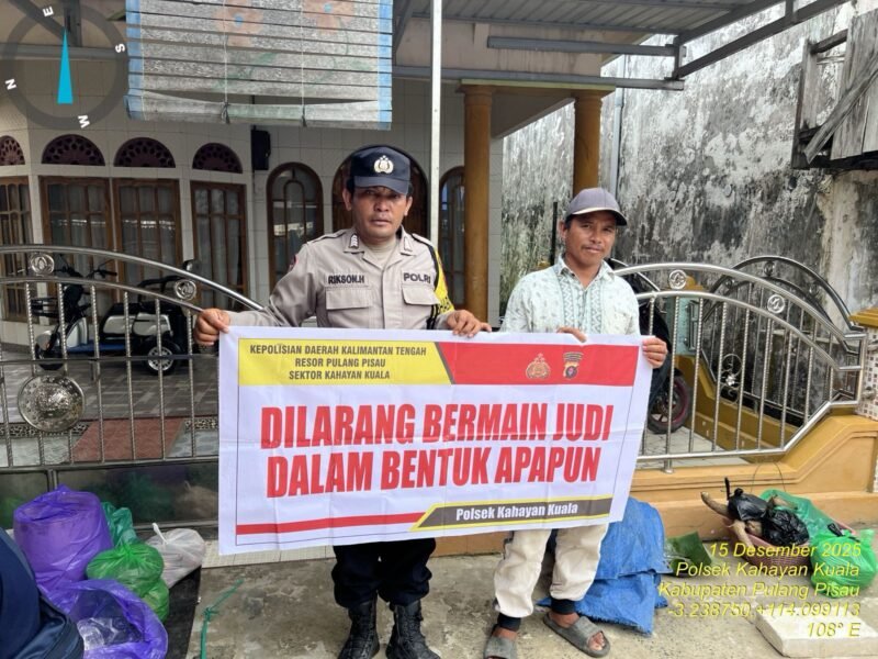 Personil Polsek Kahayan Kuala secara masif lakukan giat himbauan Stop dan Larangan bermain Judi Online.