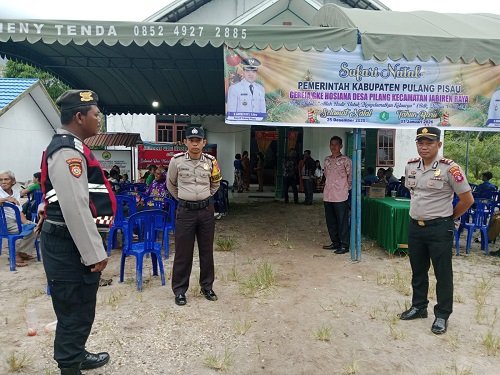 Kapolsek Jabiren Raya Pimpin Pengamanan Safari Natal di Gereja Hosiana