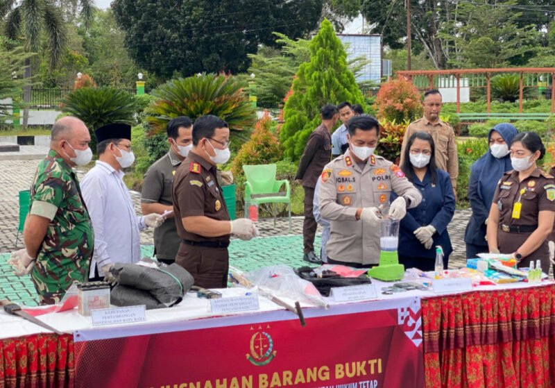 Transparan dan Akuntabel, Kapolres Pulang Pisau Hadiri Pemusnahan Barang Bukti Perkara Pidana