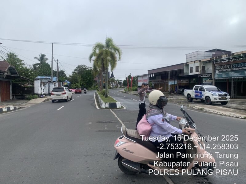 Ciptakan Arus Lalu Lintas Aman dan Lancar, Satlantas Polres Pulang Pisau Laksanakan Pengaturan Pagi