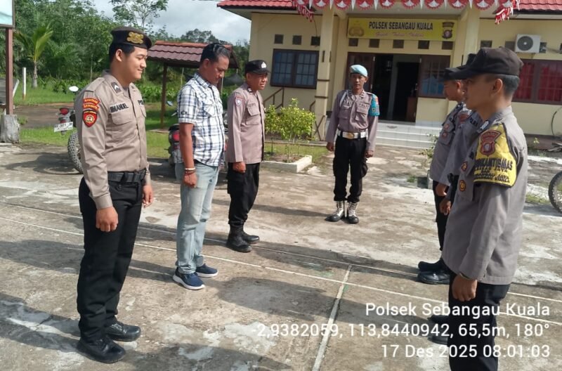 Polsek Sebangau Kuala Laksanakan Apel Serah Terima piket jaga di Halaman Mako Polsek Sebangau Kuala.