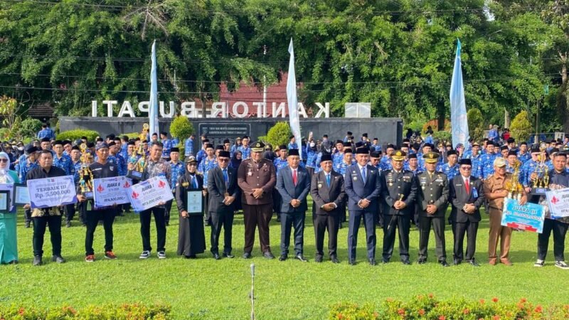 Personel Kodim 1009/Tanah Laut Mengikuti Upacara Hari Bela Negara Yang Dilaksanakan Pemkab Tanah Laut