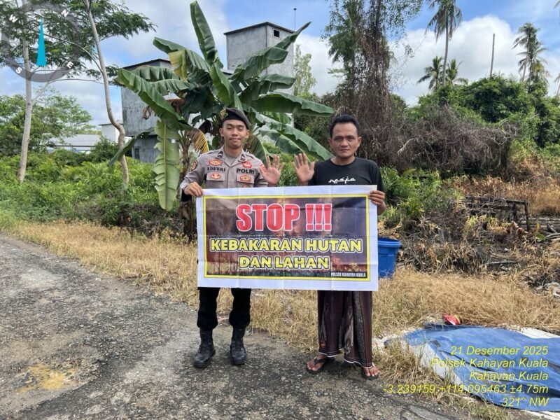 Personel Polsek Kahayan Kuala sambangi warga dan Memberikan himbauan Tentang Larangan Membakar hutan dan lahan