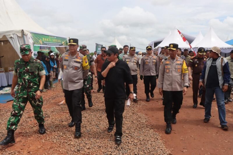 Kapolres Pulang Pisau Dampingi Kapolda Kalteng Panen Raya Jagung Kuartal IV, Perkuat Swasembada Pangan Nasional