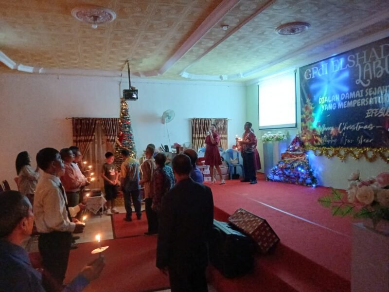 TNI–Polri Pastikan Keamanan Ibadah Natal di Gereja Pantekosta Labuhan