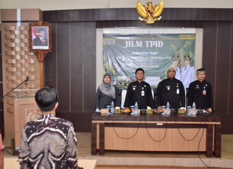 Foto: Jelang Libur Nataru, Polres Tegal Gelar Apel Operasi Lilin Candi 2025