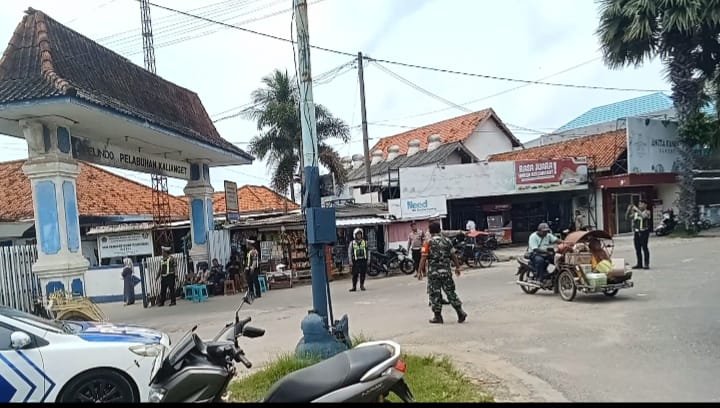 Foto: Sambut Libur Panjang NATARU 2025, Tiga Pelabuhan di Kalianget. Polres Sumenep siaga penuh