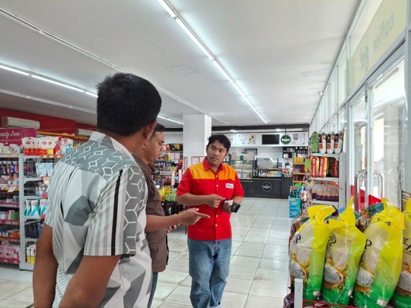 Pastikan Masyarakat Tenang Sambut Nataru, Satgas Pangan Polres Pulang Pisau Pantau Stok dan Harga Pangan