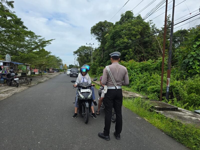 Satlantas Polres Pulang Pisau Beri Himbauan Keselamatan kepada Pengendara