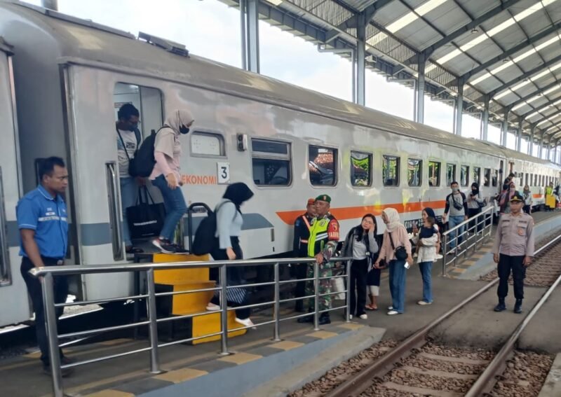 Kodim 0808/Blitar Bersama Polres Blitar Gelar Pos Pengamanan Nataru 2026