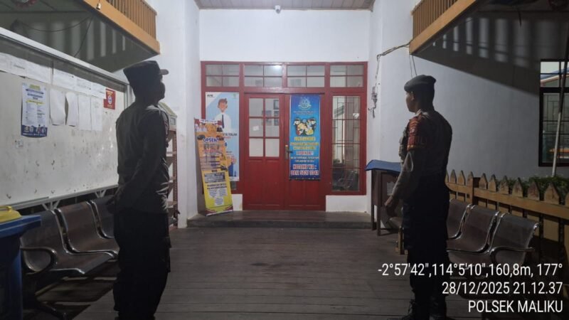 Personil Polsek Maliku Laksanakan Patroli Malam adengan Sasaran Pemukiman dan Pertokoan