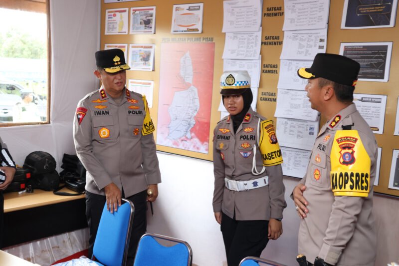 Pastikan Keamanan Arus Nataru dan Momen Peringatan 5 Rajab Guru Sekumpul ke-21, Kapolda Kalteng Tinjau Pos Pengamanan Terpadu Polres Pulang Pisau