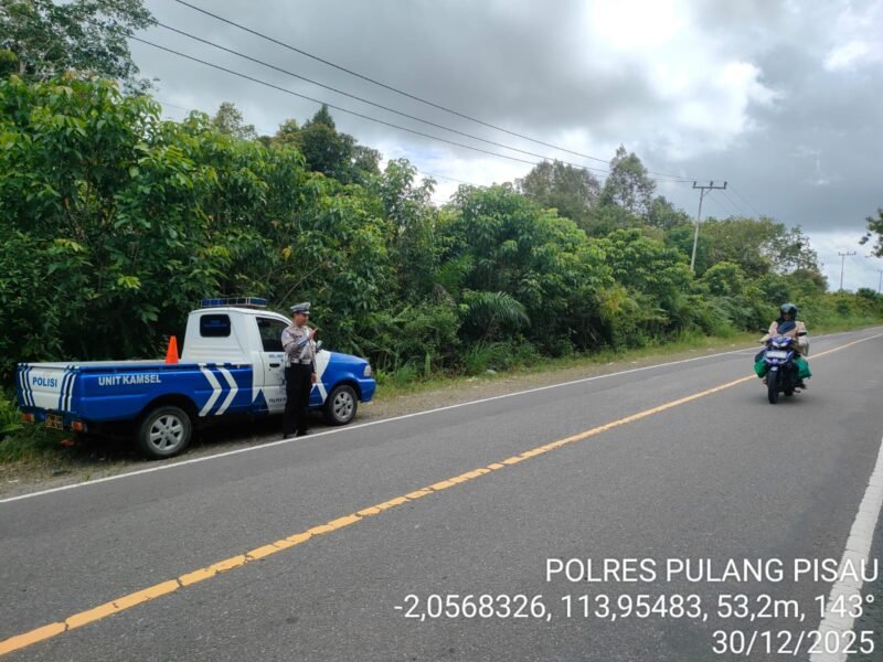 Patroli pada daerah rawan laka lantas dan pelanggaran lalu lintas
