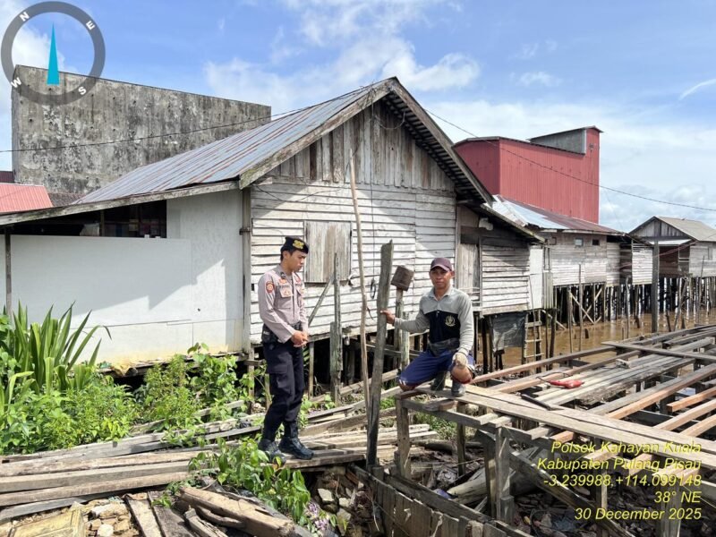 Personel Polsek Kahayan Kuala menyampaikan pesan Kamtibmas, dan Himbauan kamtibmas