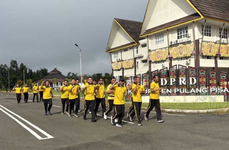 Pastikan Personel Siap Tugas, Polres Pulang Pisau Perkuat Pembinaan Fisik Melalui Olahraga Bersama