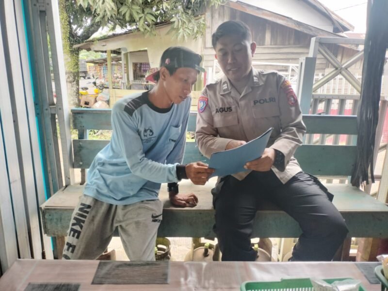 Personel Satbinmas Polres Pulang Pisau Tingkatkan Sosialisasi Layanan Call Center 110 dan Aplikasi Pengaduan