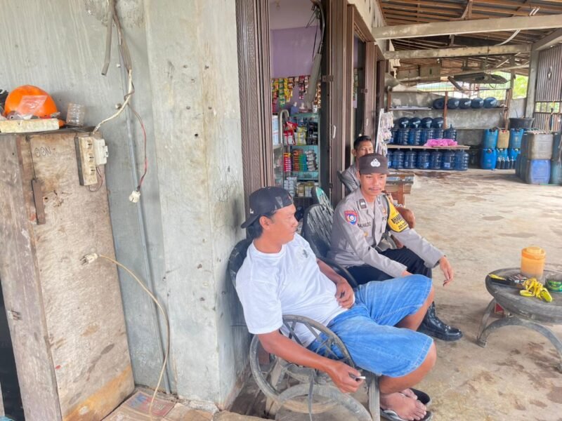Polsek Sebangau Kuala sambang dan Lakukan Sosialisasi dan imbauan Kepada Masyarakat.