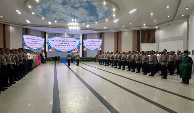 Lantik Wakapolda Baru, Kapolres Pulang Pisau Turut Hadiri Prosesi Sertijab Pejabat Utama Polda Kalteng