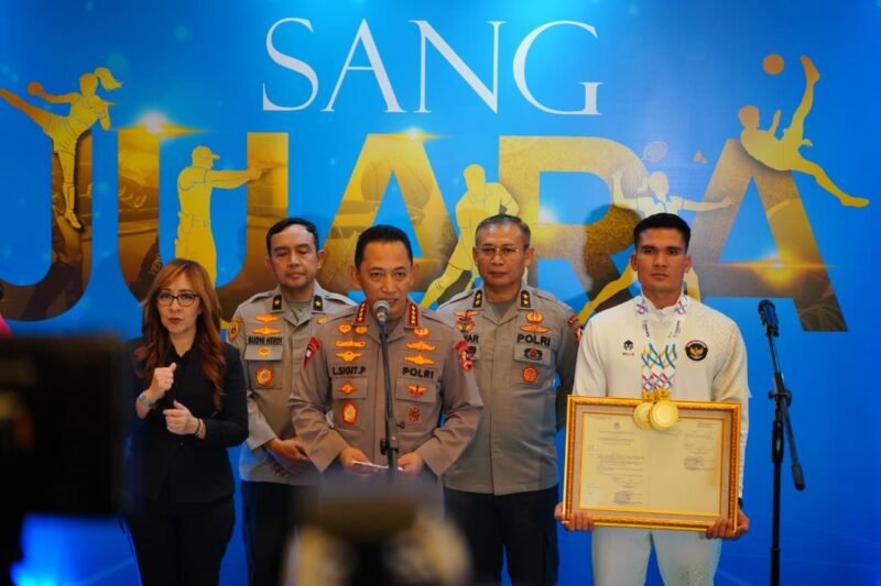 Foto: Kapolri Beri Apresiasi ke Atlet Polri dan Non-Polisi yang Berprestasi di Sea Games 2025