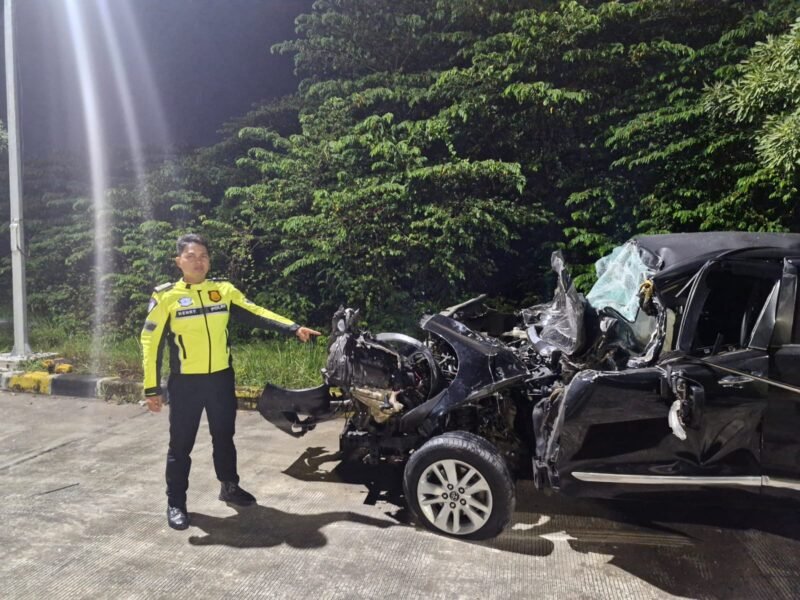 Foto: Satlantas Polres Tegal Tangani Laka Lantas Maut di Tol PPTR KM 274