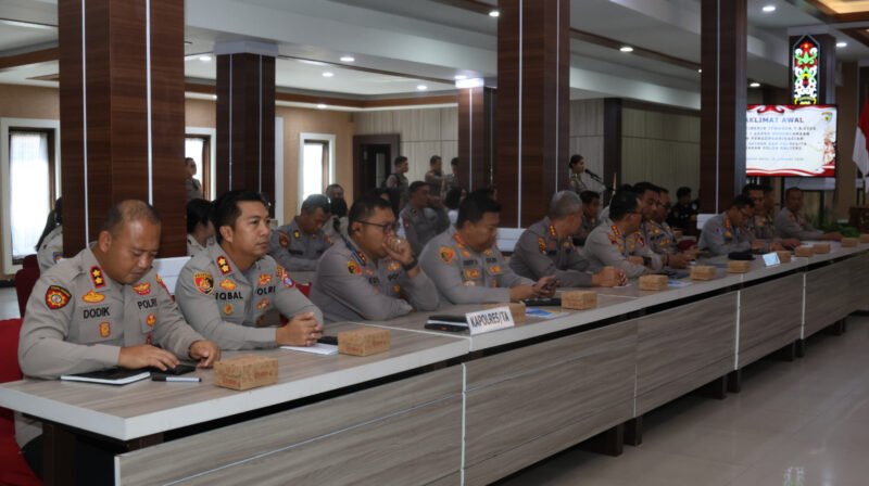 Pastikan Kinerja Satuan Tetap Optimal, Kapolres Pulang Pisau Hadiri Taklimat Awal Itwasda di Polda Kalteng