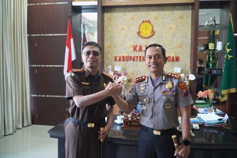 Foto: Kapolres Pasuruan Perkuat Sinergi Forkopimda, Sambangi DPRD, Kejaksaan, dan Pengadilan