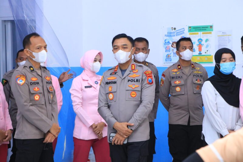 Foto: Kapolres Ngawi Cek SPPG di Kasreman Pastikan Pemenuhan Gizi yang Higienis untuk MBG