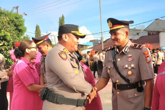 Foto: Upacara Serah Terima Jabatan dan Pelantikan di Jajaran Polres Nias Selatan berlangsung di Mako Polres Nias Selatan, Selasa (20/01/2026).