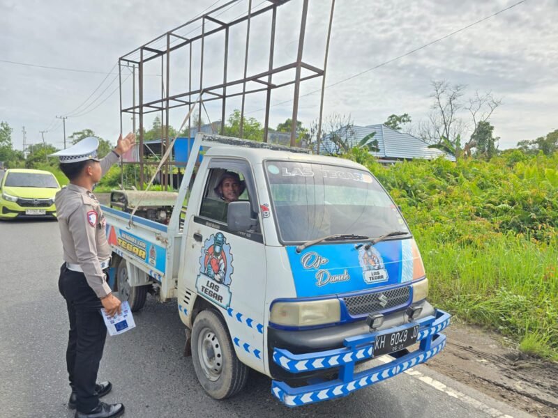 Satlantas Polres Pulang Pisau Tertibkan Kendaraan Overload