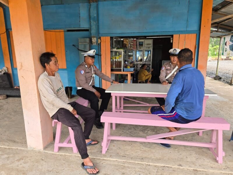 Polantas Menyapa, Satlantas Polres Pulang Pisau Berikan Himbauan Keselamatan ke Pengemudi Ojek