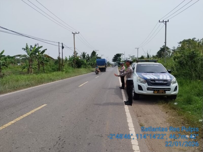 Cegah Laka Lantas di Jam Rawan, Sat Lantas Polres Pulang Pisau Gelar Patroli