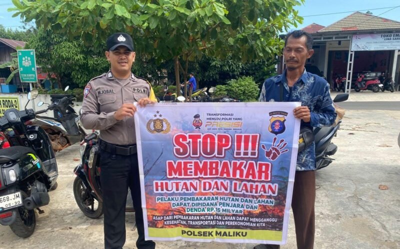 Sampaikan Pesan Kamtibmas Oleh personil Polsek Maliku Kepada Warga