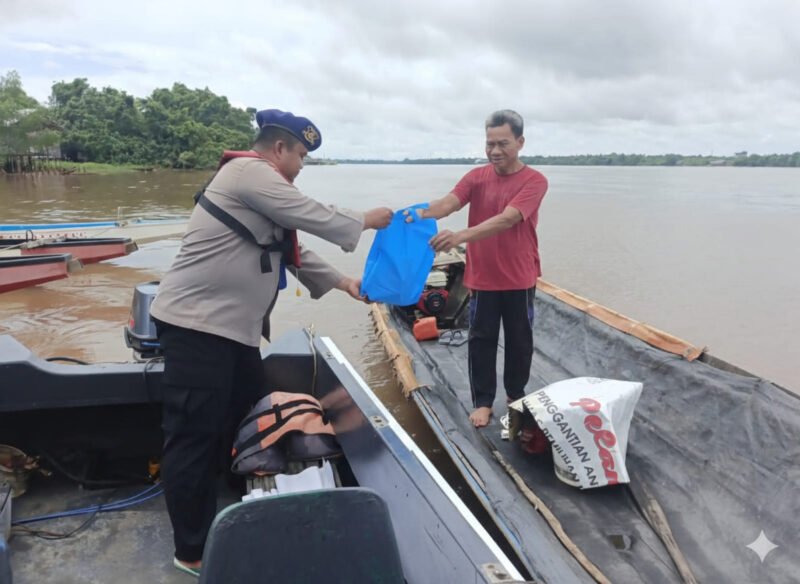 Sentuh Nelayan, Program Jumat Berkah Satpolair Polres Pulang Pisau Tuai Apresiasi Warga