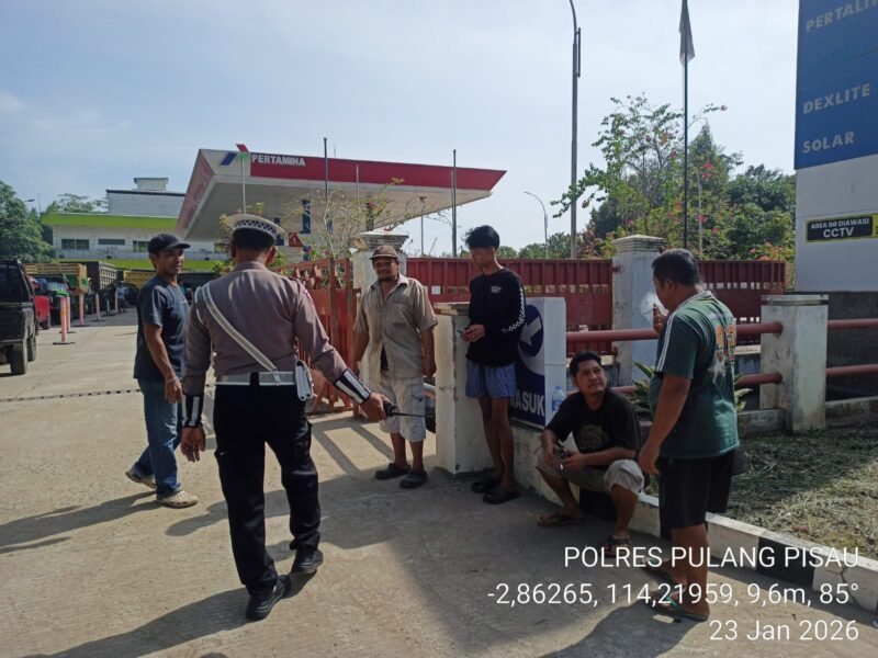 Polantas Menyapa Di SPBU Pulang Pisau Sat Lantas Polres Pulang Pisau