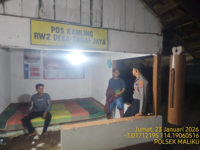 Personil Polsek Maliku Laksanakan Patroli Malam dengan Sasaran Pemukiman dan Pertokoan