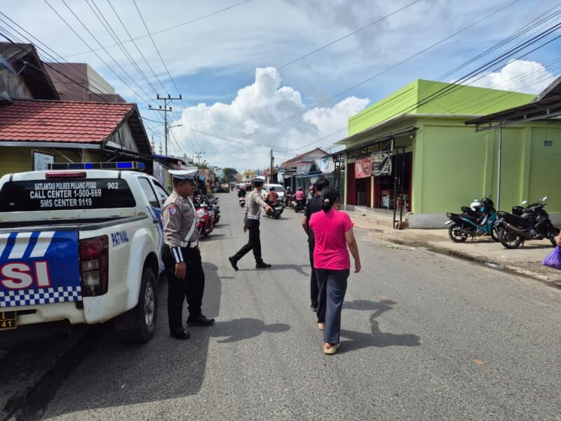Patroli pada daerah rawan laka lantas dan pelanggaran lalu lintas