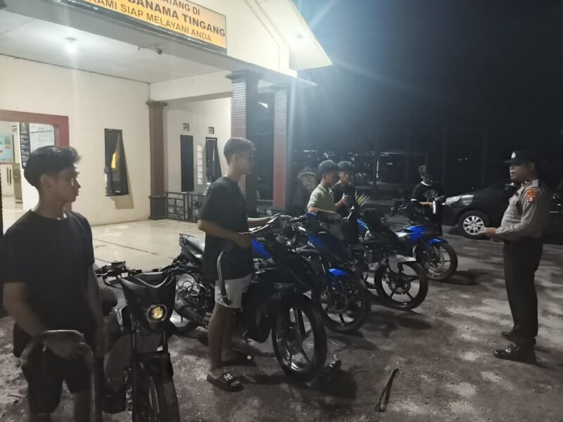Razia Malam Hari, Polsek Banama Tingang Tindak Pengguna Knalpot Brong