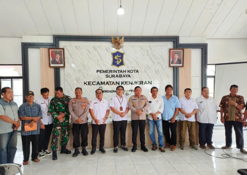 Kelurahan Tanah Kali Kedinding Pererat Kebersamaan Bersama Tiga Pilar dan Warga Demi Lingkungan yang Harmonis