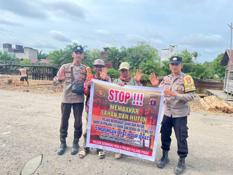 Polsek Sebangau Kuala Mensosialisasikan Himbauan Melarang Membakar Hutan atau lahan kepada Masyarakat