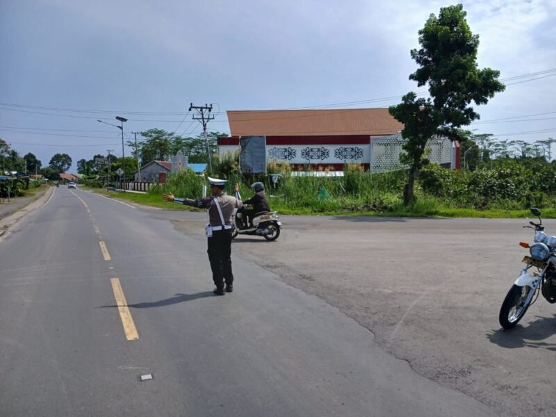 Patroli Daerah Rawan Laka Lantas Serta Berikan Himbauan Kamseltibcarlantas