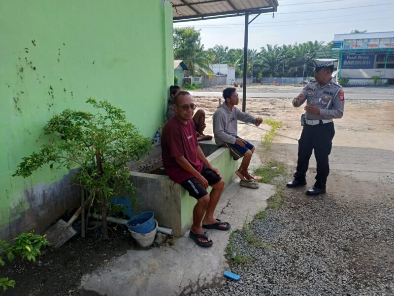 Unit Kamsel Sampaikan Himbauan Kamseltibcarlantas
