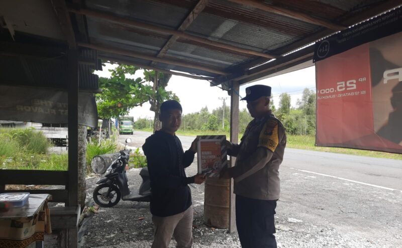 Personel Satbinmas Polres Pulang Pisau Tingkatkan Sosialisasi Layanan Call Center 110 dan Aplikasi Pengaduan