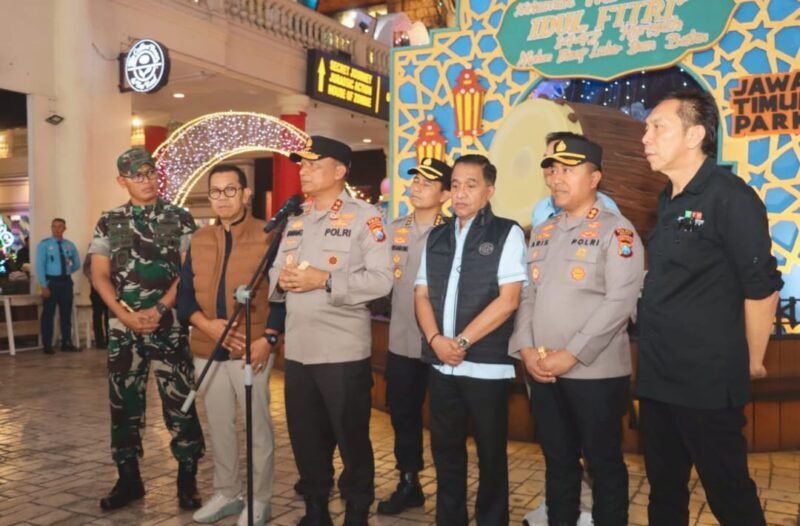 Foto ist: Kapolda Jawa Timur Irjen Pol Nanang Avianto hadir di Kota wisata Batu memastikan aktivitas masyarakat kondusif.