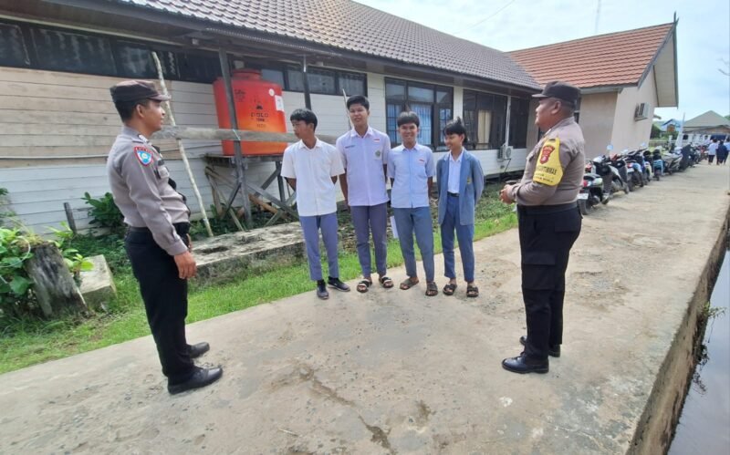 Cegah Penyalahgunaan Narkoba, Polsek Kahayan Kuala Sosialisasi ke Pelajar dan Warga Tanjung Perawan